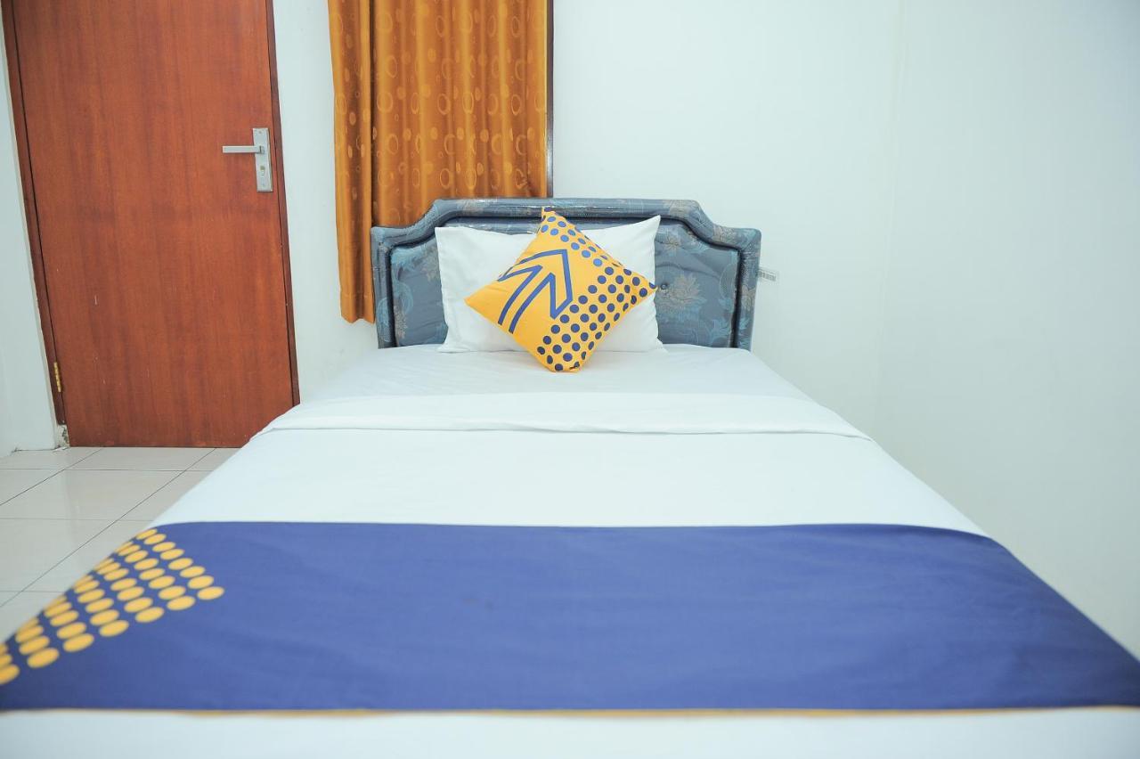 Spot On 2891 999 Guest House Sumedang Exterior foto